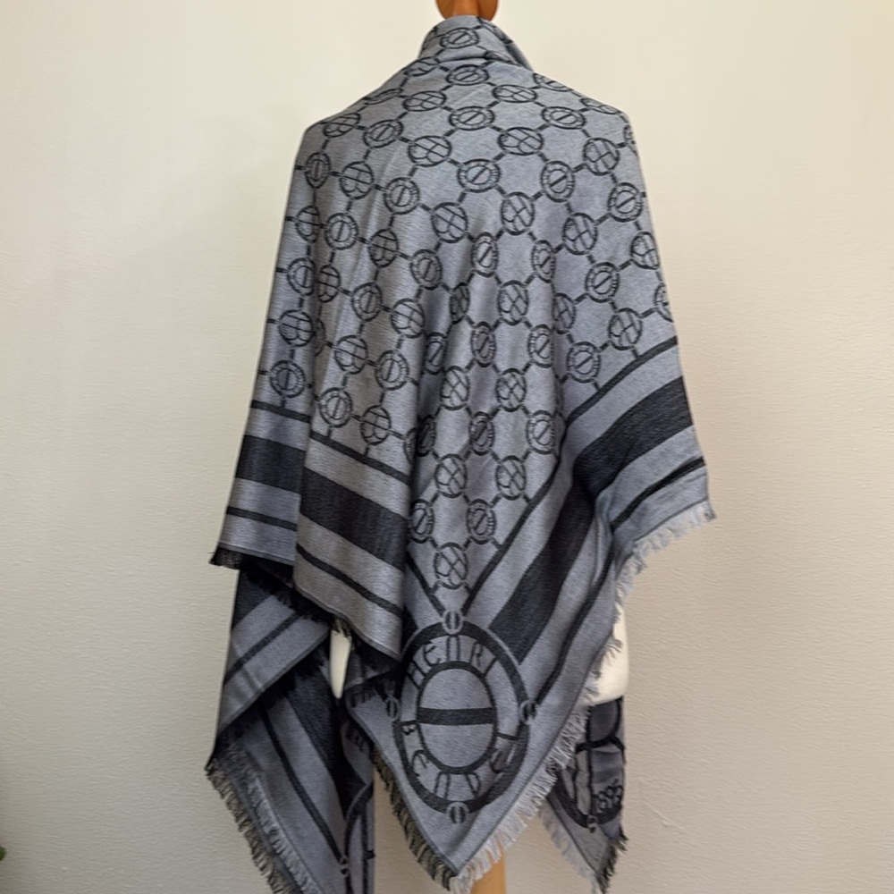 Final Price New Pristine Henri Bendel Black Gray Monogram Silk/Wool XLarge Scarf